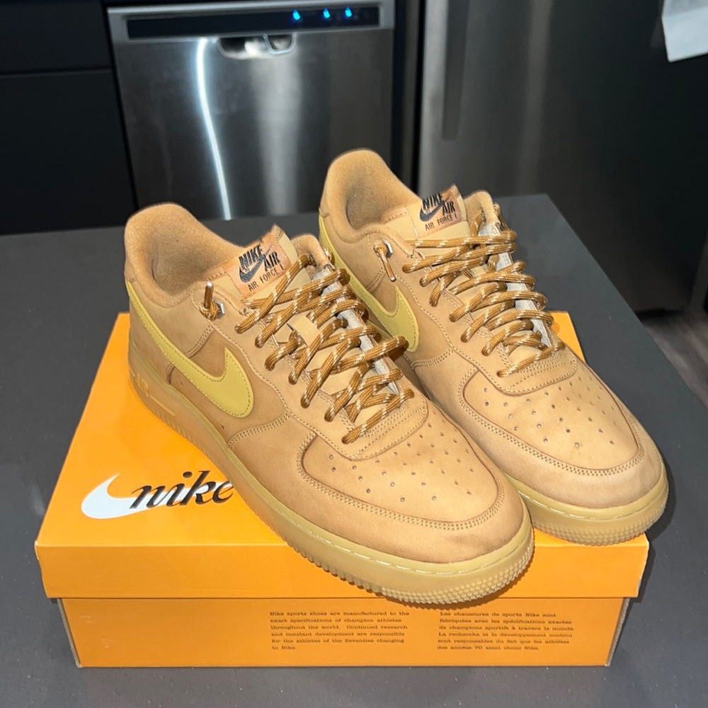 Nike Air Force 1 Flax